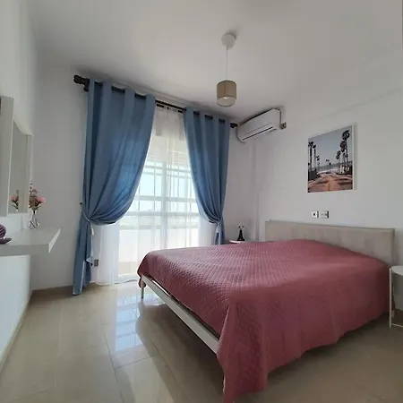 Lovely 2- Bedroom Seaview Apartment In Limassol Lejlighed *